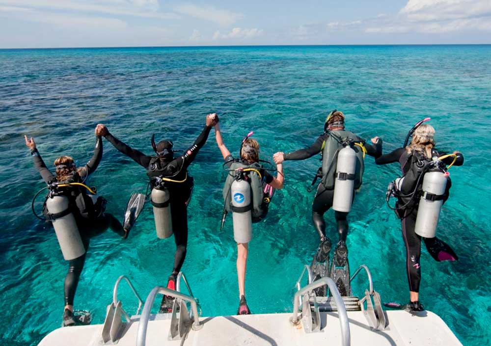 62697bd1c989d962c54adfe8_Excursión Buceo en Isla Catalina con Caribe Activo_01